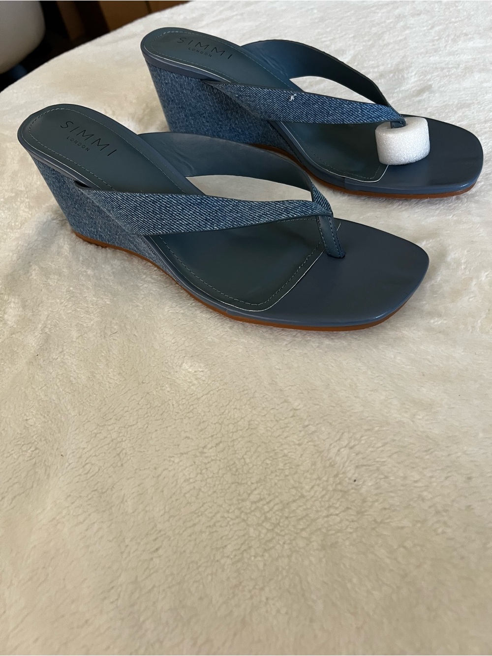 Simmi London Women's Blue Wedge Thong Sandals - Minimal Square Toe Size 10
